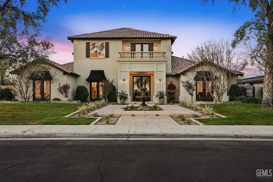 House in Bakersfield, California, United States 1 - 17351111