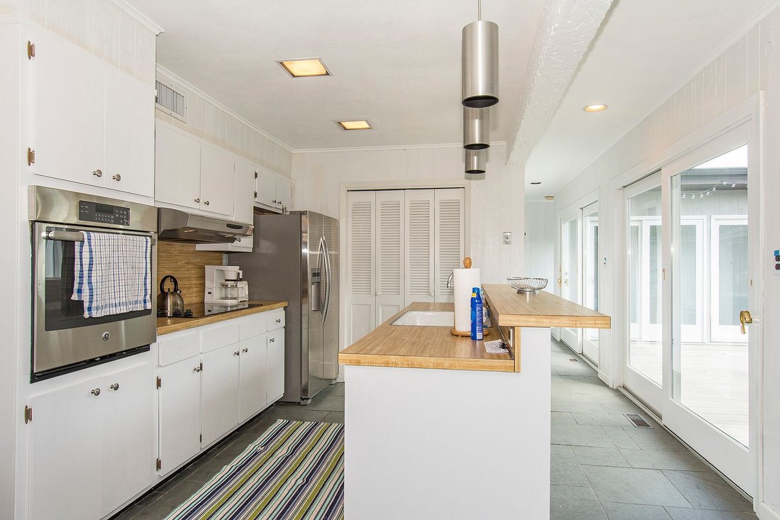 Amagansett, New York, United States 4 - 17352935