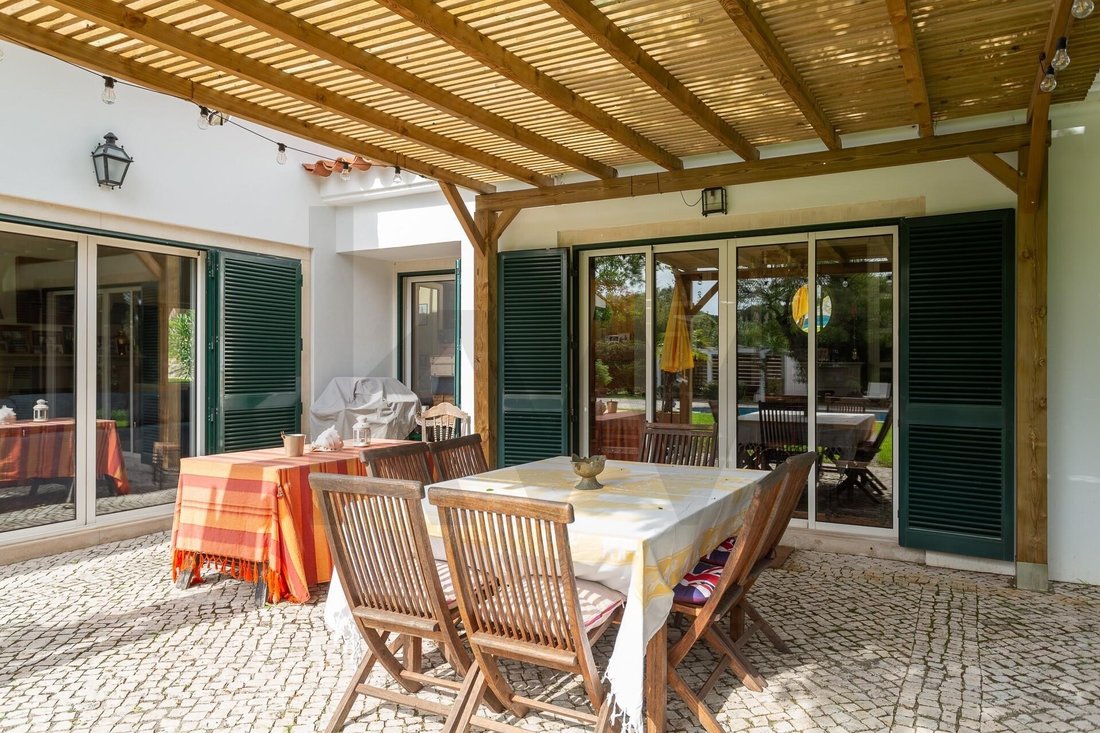 Townhouse in Alcabideche, Lisbon, Portugal 5 - 17353958