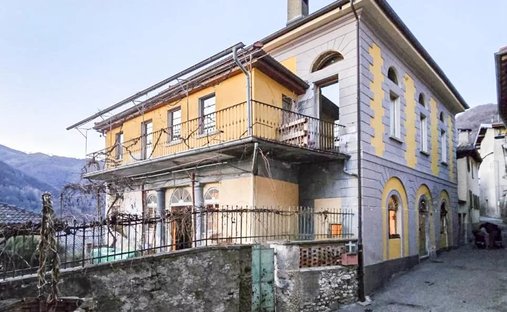 Casa a Breggia, Ticino, Svizzera 1