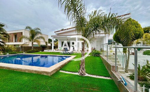 Chalet in Betera, Valencian Community, Spain 1