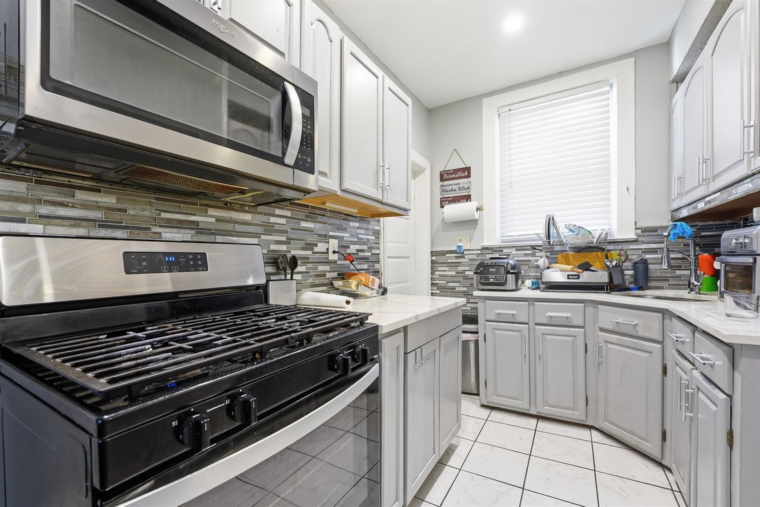 Apartment in Bayonne, New Jersey, United States 2 - 17349105
