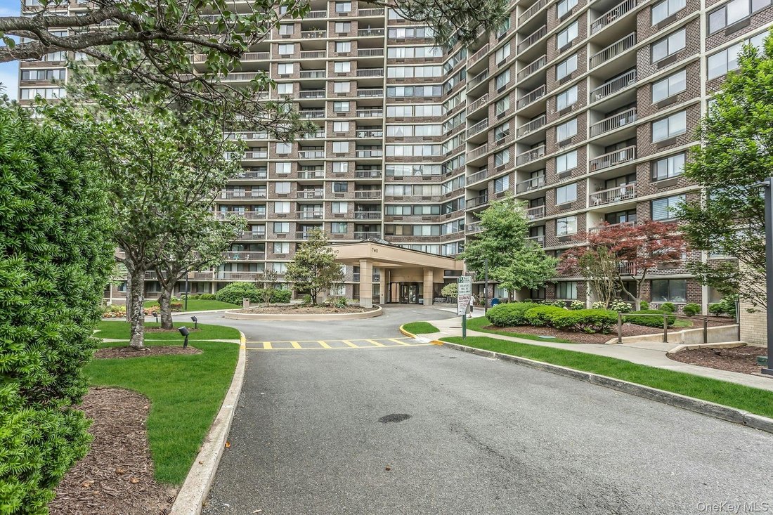 Condo in New York, New York, United States 1 - 17352842