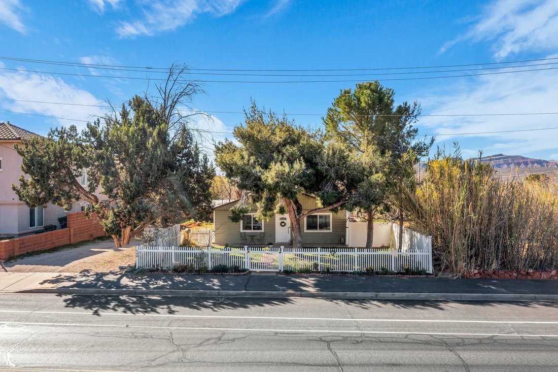 House in Ivins, Utah, United States 1 - 17349621