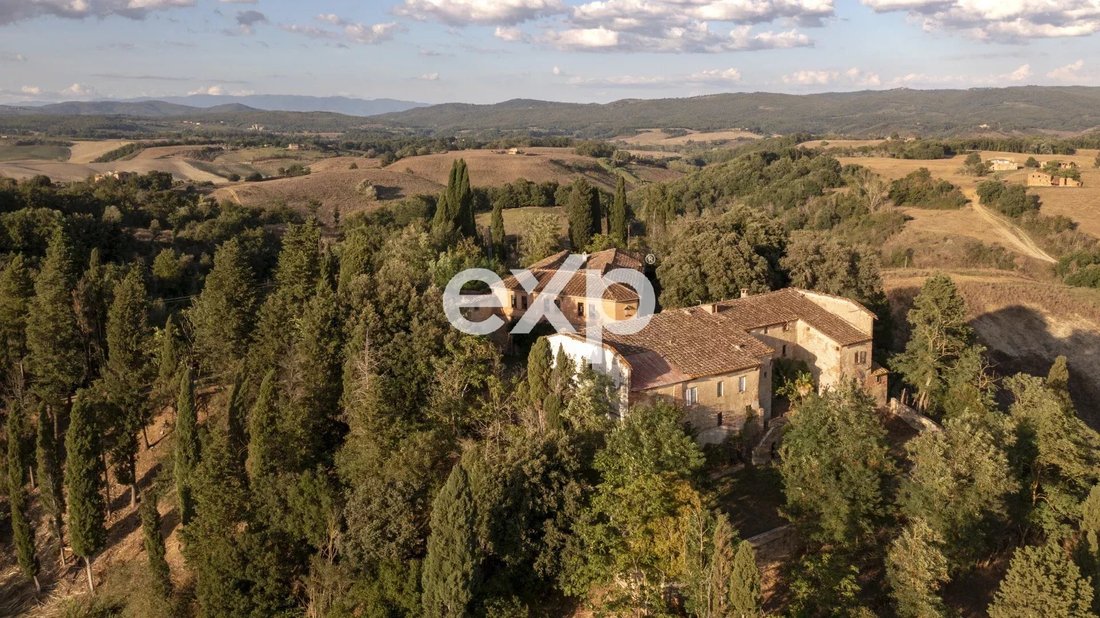 Farm Ranch in Asciano, Tuscany, Italy 1 - 15606902