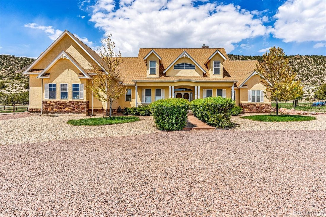 House in Lincoln Park, Colorado, United States 2 - 17354299
