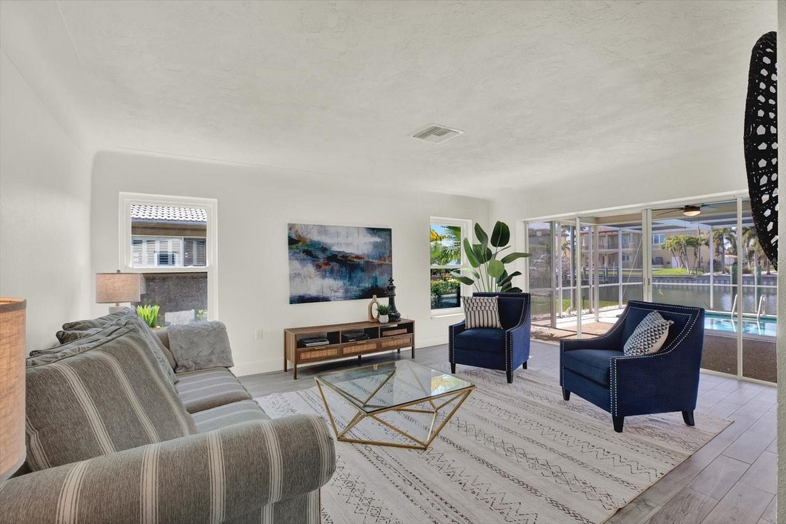 House in St. Petersburg, Florida, United States 4 - 17348128