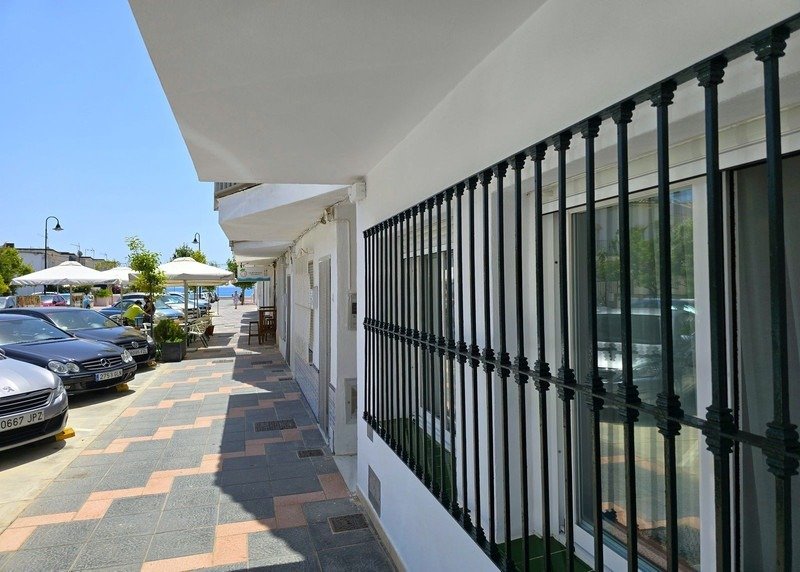House in Sitio de Calahonda, Mijas, Spain 2 - 17352786