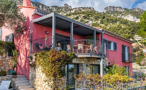 House in Supérieur, Beausoleil, France 1