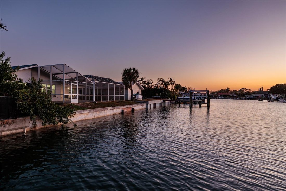 House in St. Petersburg, Florida, United States 3 - 17288555