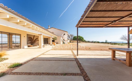 House in Alella, Catalonia, Spain 1