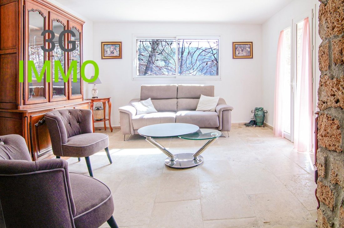 Villa in Salernes, Provence-Alpes-Côte d'Azur, France 4 - 17348073