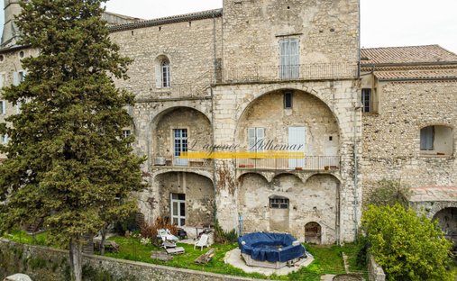 Viviers, Auvergne-Rhône-Alpes, France 1