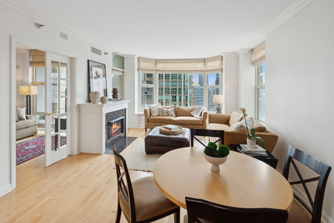Condo in Chicago, Illinois, United States 5 - 17356077