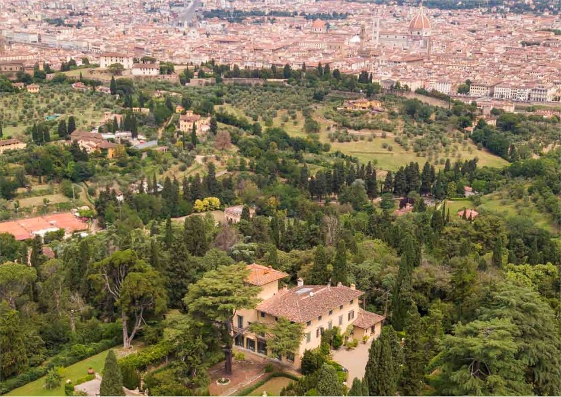 Villa in Center, Florence, Tuscany 1 - 15270833