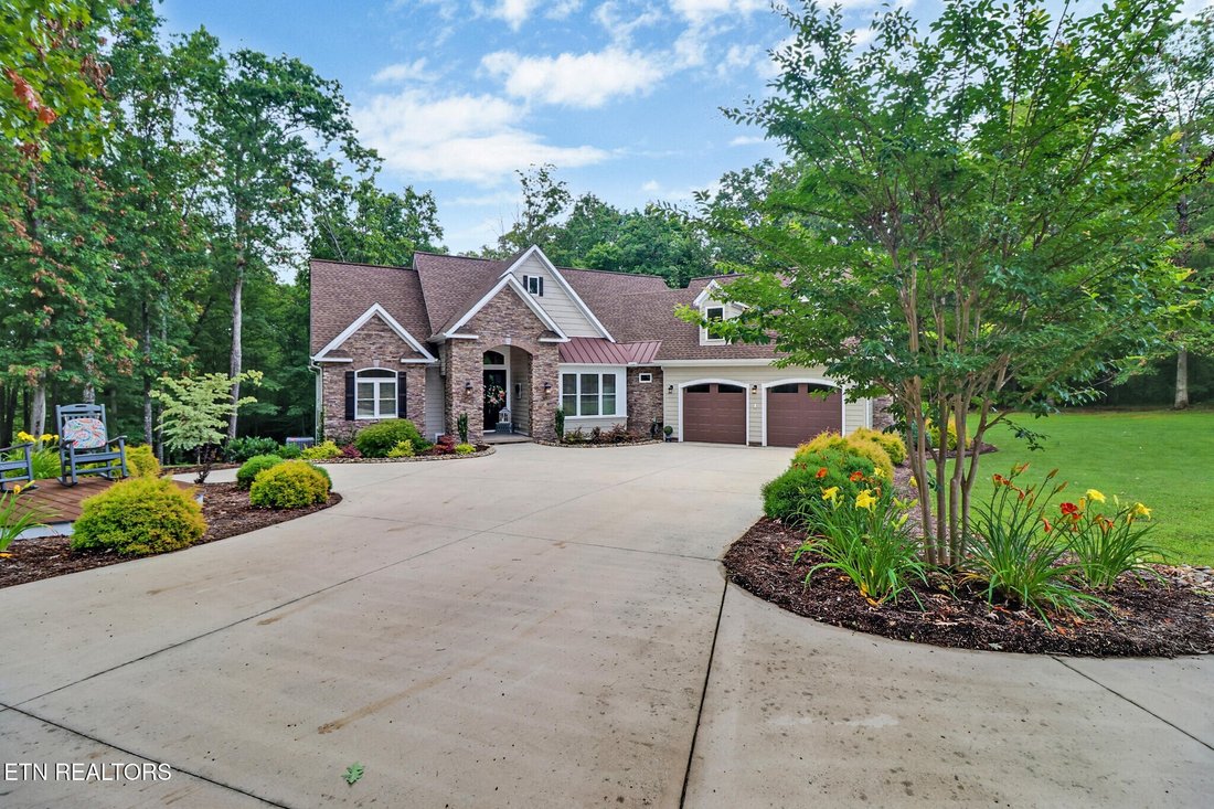 House in Jamestown, Tennessee, United States 3 - 17350640
