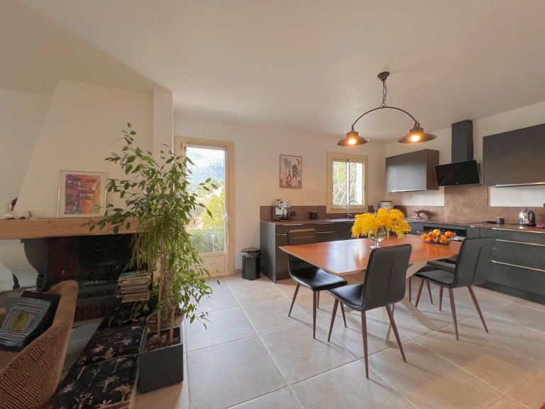 House in Le Revest-les-Eaux, Provence-Alpes-Côte d'Azur, France 5 - 17351101