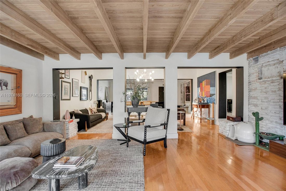 House in Miami, Florida, United States 3 - 17350214