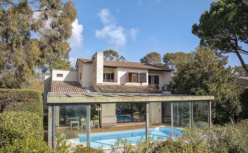Villa in Mougins, Provence-Alpes-Côte d'Azur, France 1