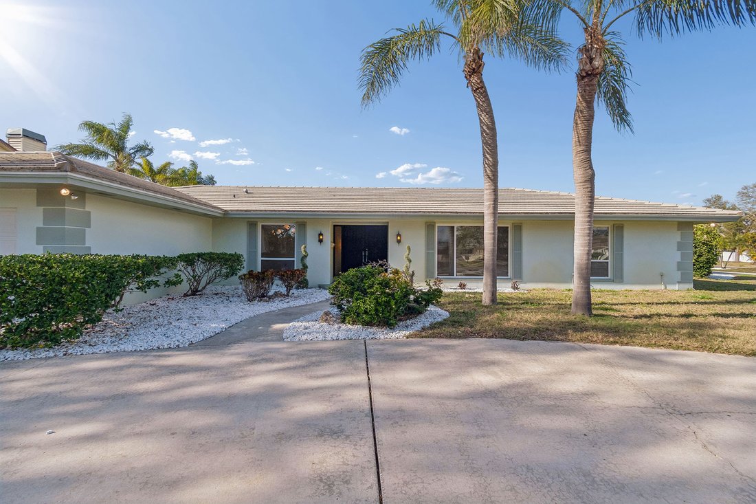 House in Largo, Florida, United States 3 - 17356010