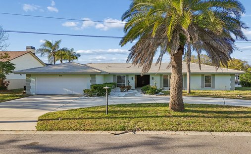 House in Largo, Florida, United States 1