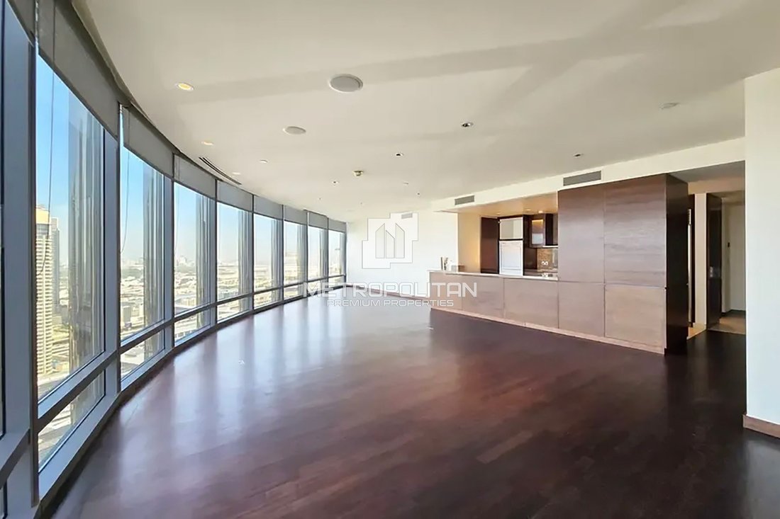 Apartment in Burj Khalifa, Downtown Dubai, Dubai 3 - 17349270