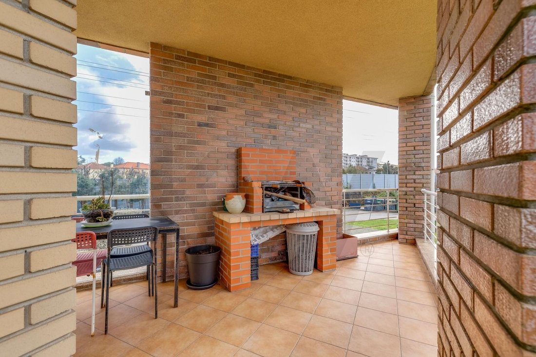 Appartement à Mafamude et Vilar do Paraiso, District de Porto, Portugal 5 - 17354921