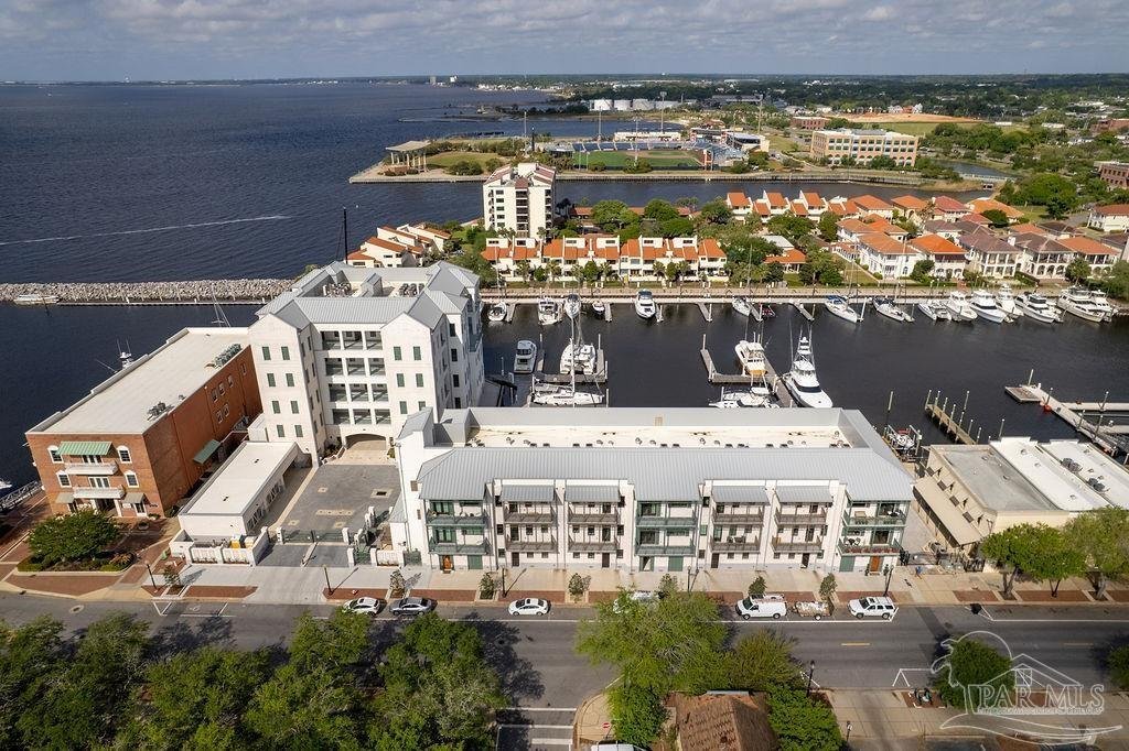 Condo in Pensacola, Florida, United States 3 - 17269621