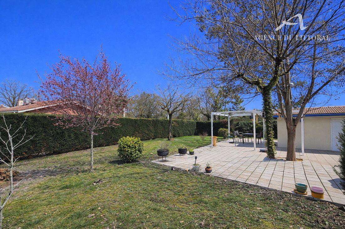 House in Audenge, Nouvelle-Aquitaine, France 2 - 17351325