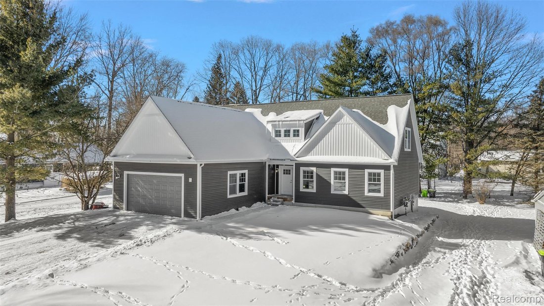House in Dryden, Michigan, United States 1 - 17354467