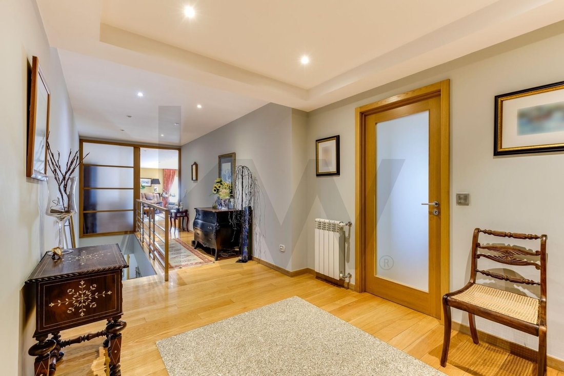 Appartement à Mafamude et Vilar do Paraiso, District de Porto, Portugal 1 - 17354921