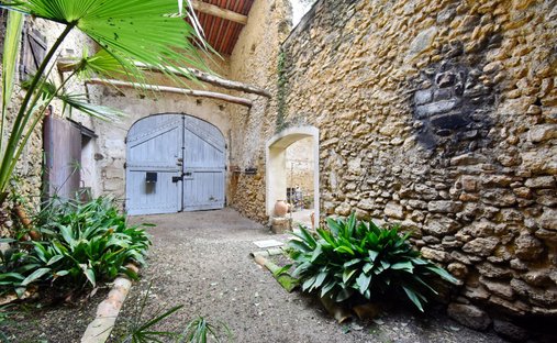 House in Ancien Hôpital, Beziers, France 1