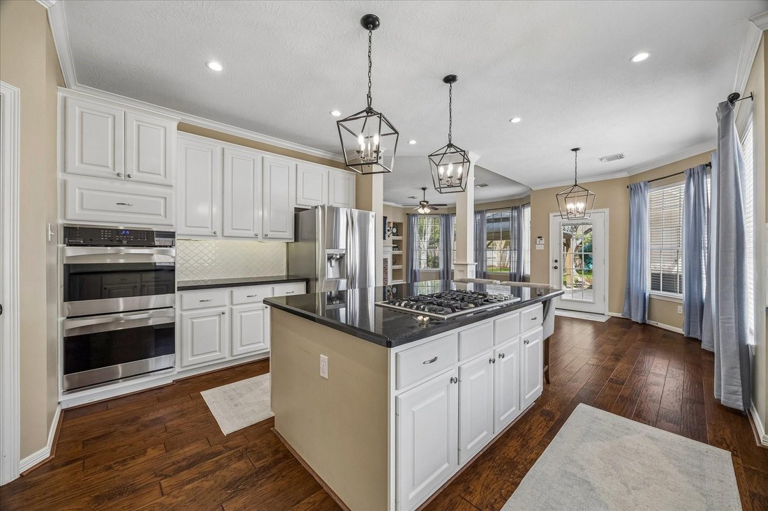 House in Houston, Texas, United States 3 - 17347954