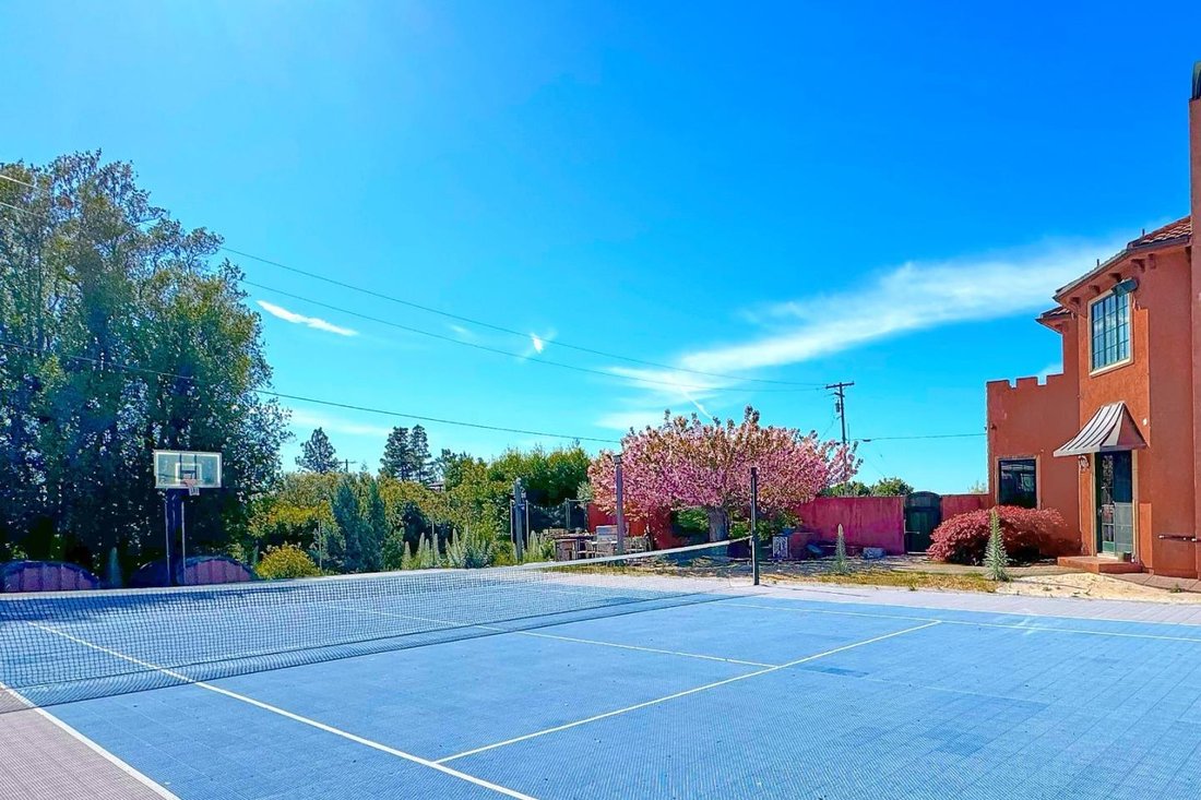 House in Saratoga, California, United States 3 - 17352038