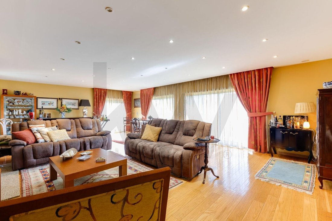 Appartement à Mafamude et Vilar do Paraiso, District de Porto, Portugal 2 - 17354921