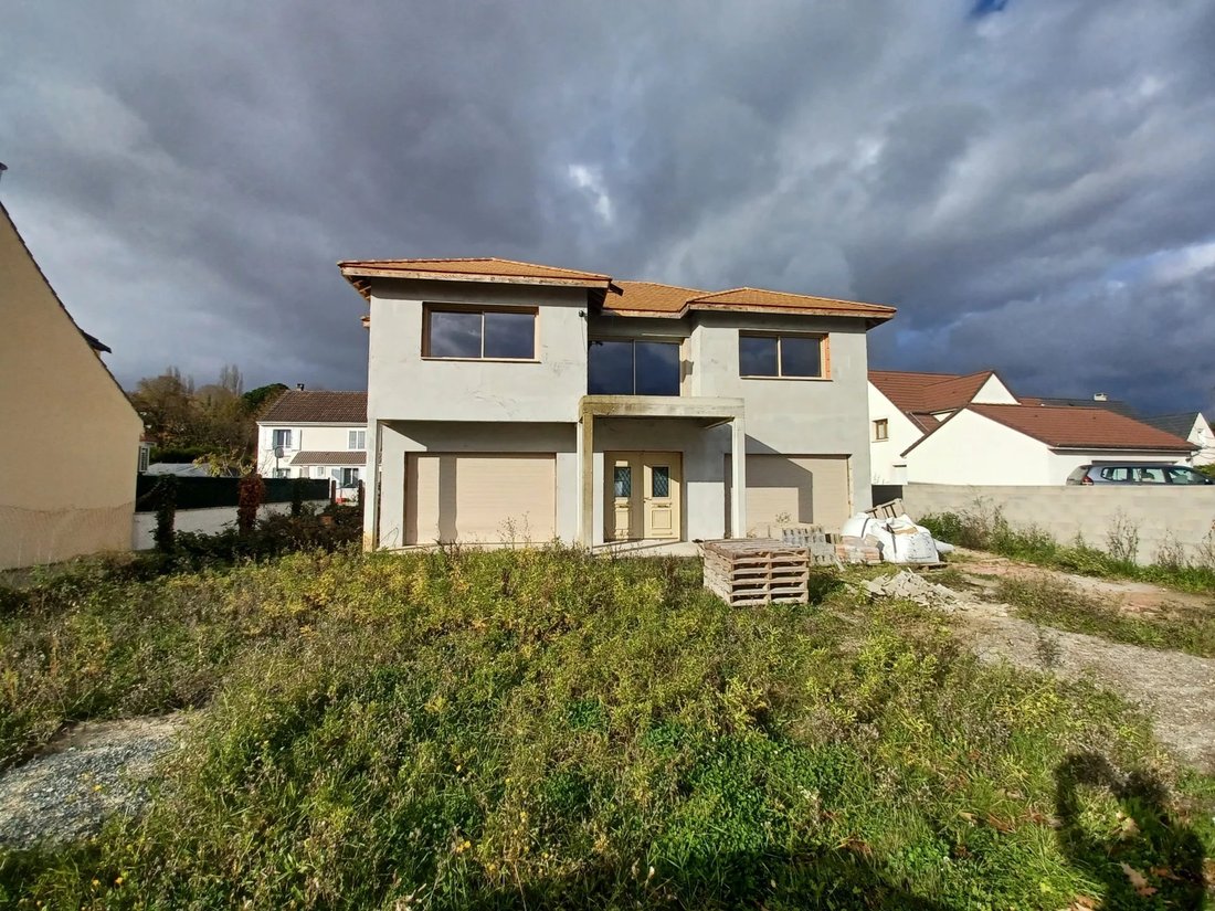 House in Leuville-sur-Orge, Ile-de-France, France 1 - 17352621