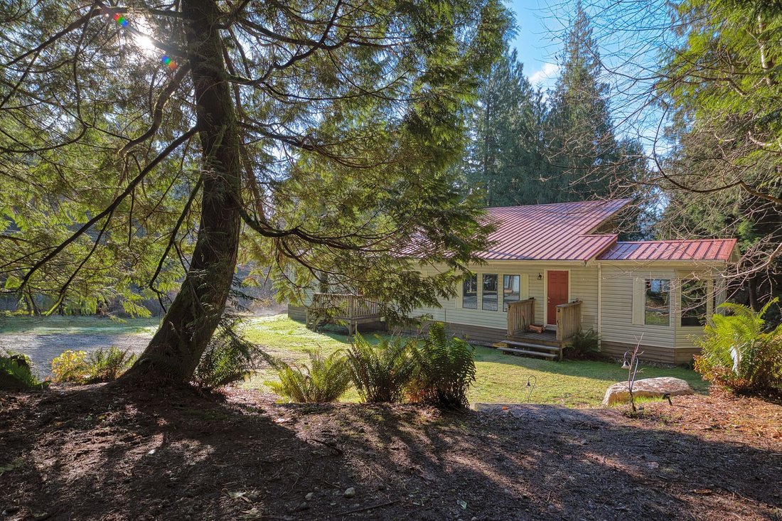 House in Sechelt, British Columbia, Canada 3 - 17352589
