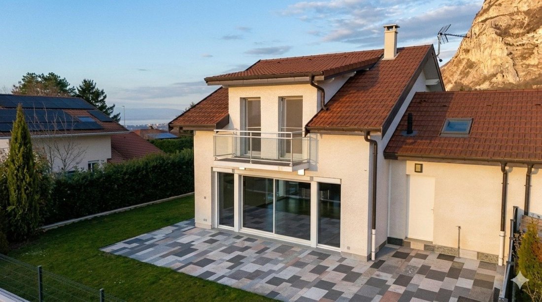House in Archamps, Auvergne-Rhône-Alpes, France 1 - 17349410