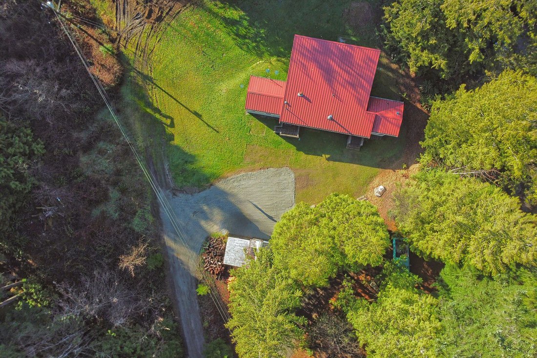 House in Sechelt, British Columbia, Canada 1 - 17352589