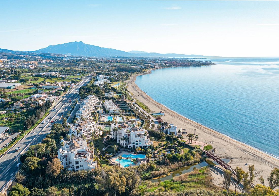 Apartment in Estepona, Andalusia, Spain 2 - 17348665