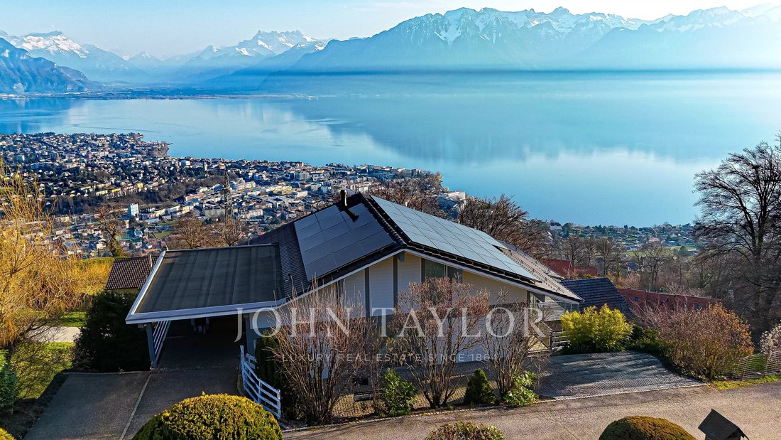 Exclusive: Contemporary Villa With Panoramic View Of The Lake And The Alps