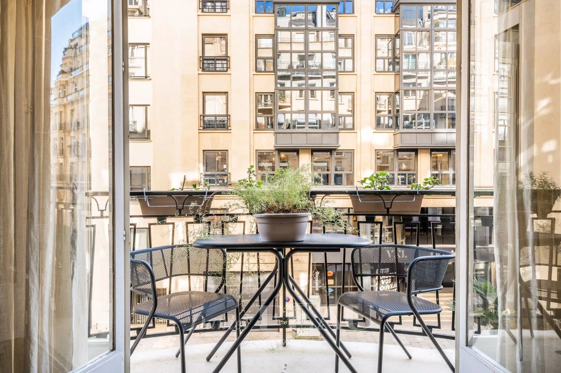 Apartment in Gros Caillou, Paris 7e Arrondissement, Paris 4 - 17348745