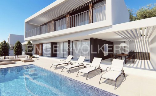 Villa in Loule (Sao Clemente), Algarve, Portugal 1