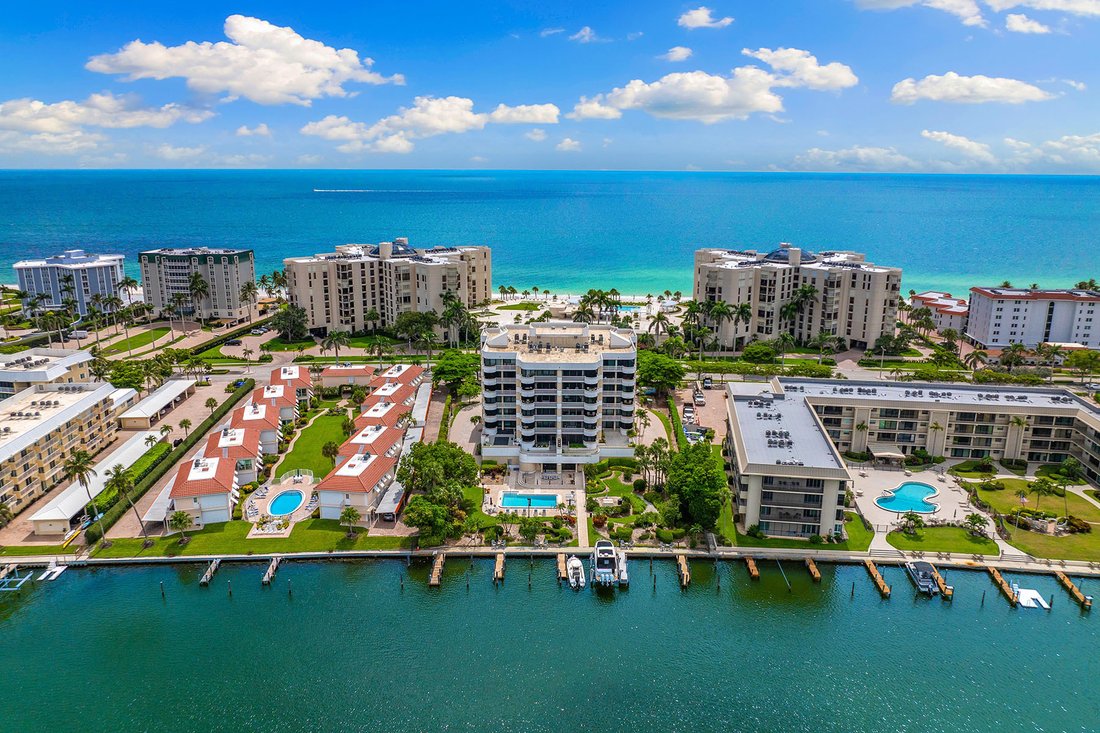 Condo in Naples, Florida, United States 1 - 17355804