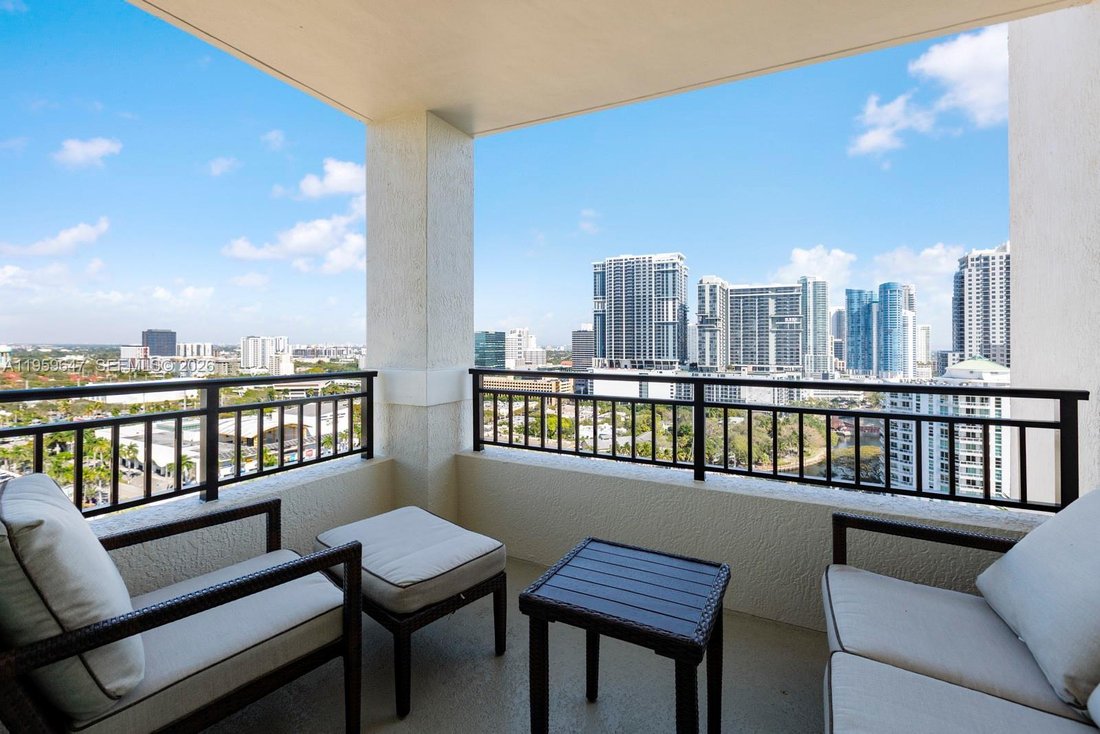 Condo in Fort Lauderdale, Florida, United States 4 - 17350209