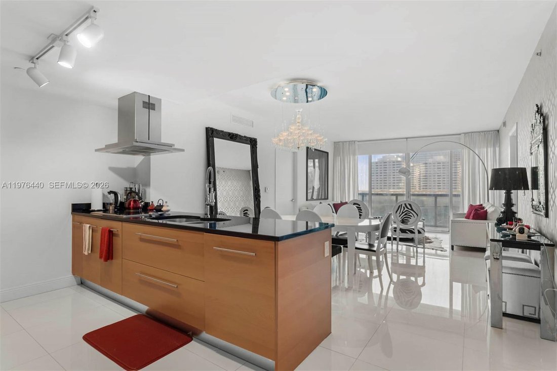 Condo in Miami, Florida, United States 1 - 17350297