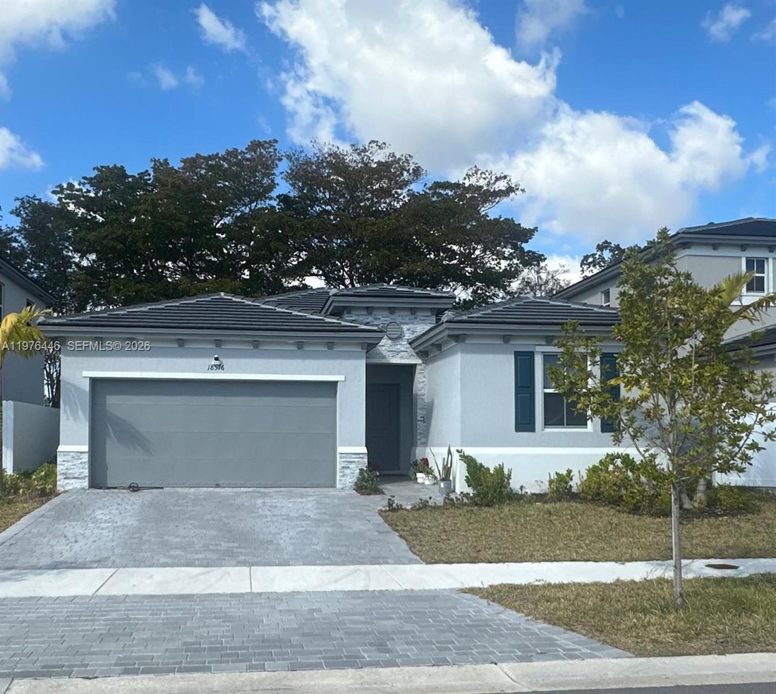 House in Miami, Florida, United States 1 - 17350197