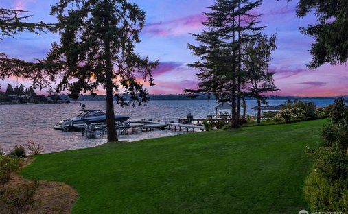 House in Bellevue, Washington, United States 1