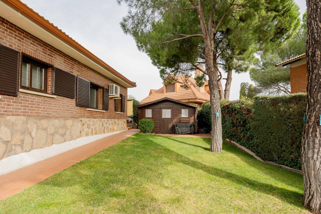 House in Boadilla del Monte, Comunidad de Madrid, Spain 3 - 17352836