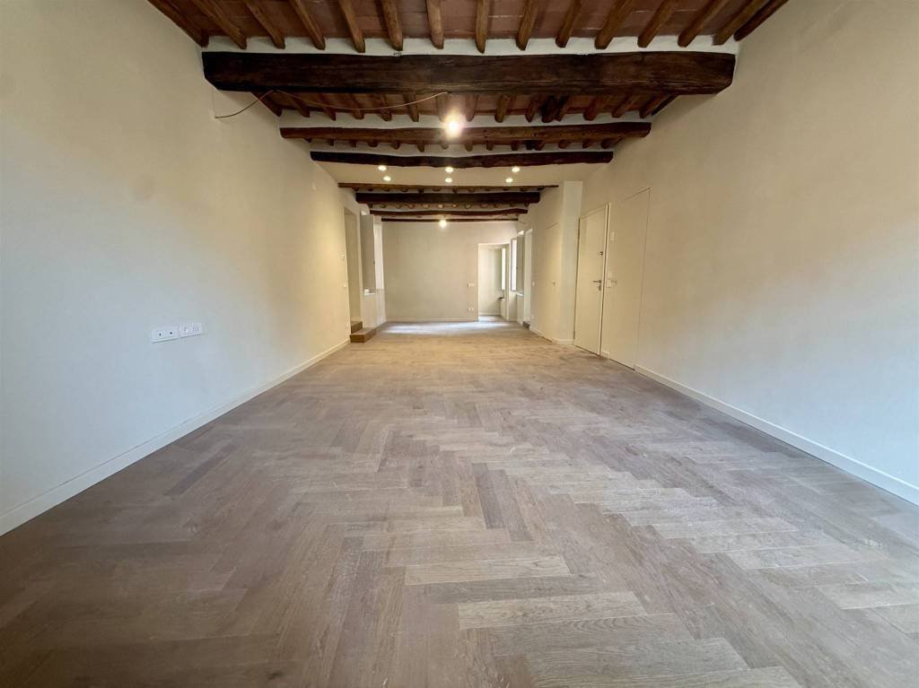 Apartment in Historic Center, Lucca, Tuscany 4 - 17354064